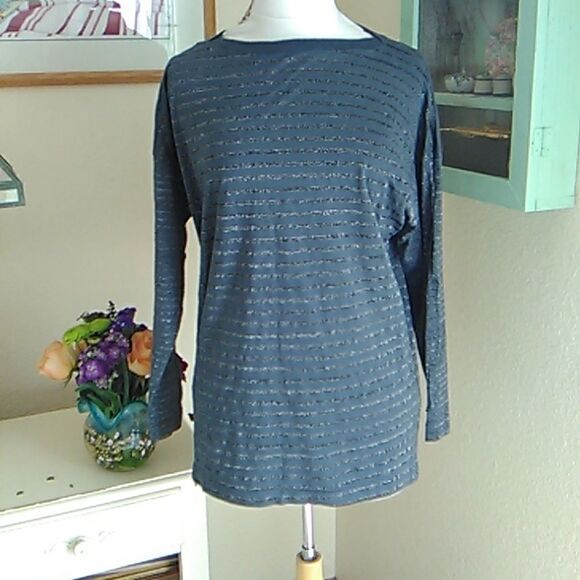 Palmer & Palmer Convertible Sleeve Top - Picture 1 of 12